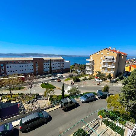 Apartmani Milan Crikvenica Exterior photo