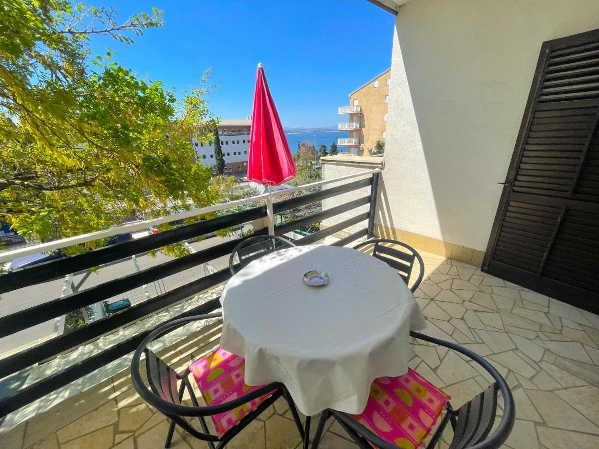 Apartmani Milan Crikvenica Exterior photo