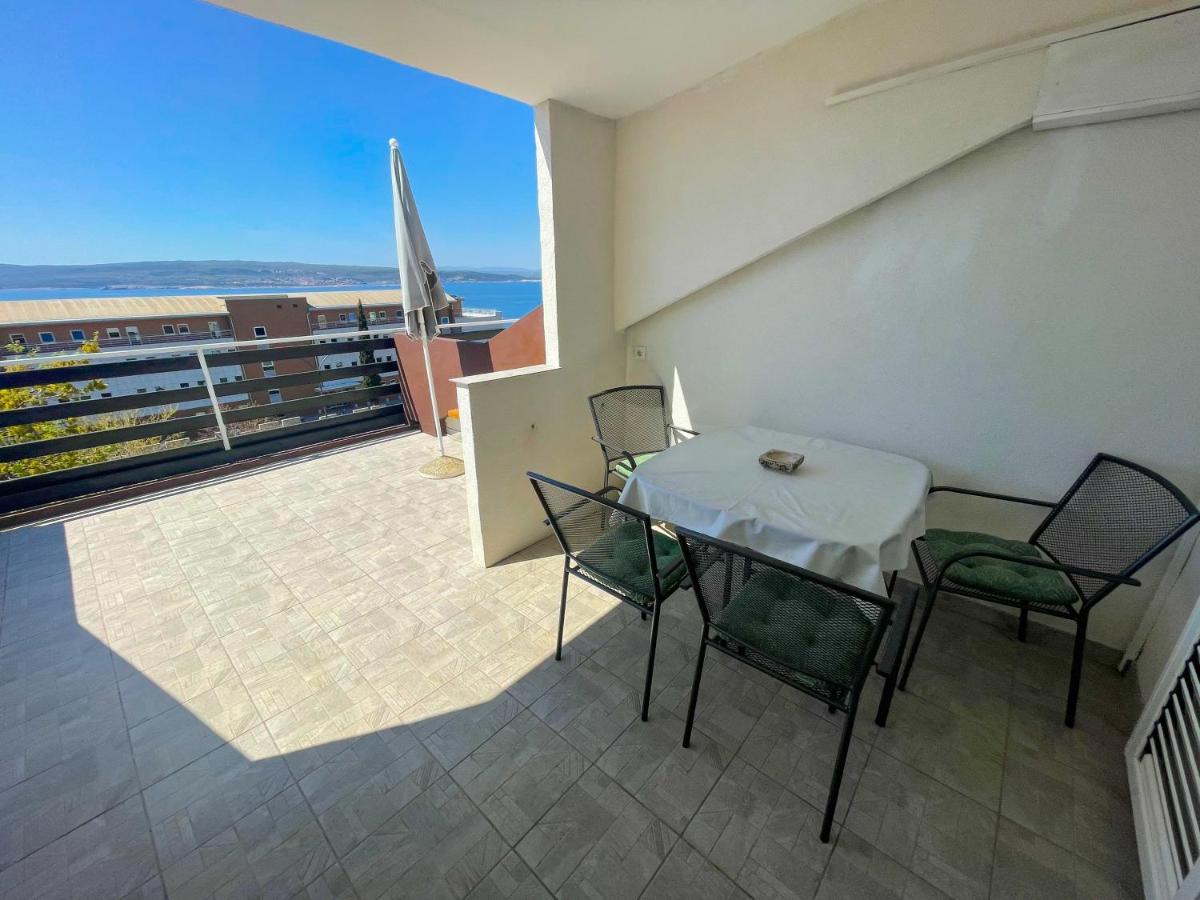 Apartmani Milan Crikvenica Exterior photo