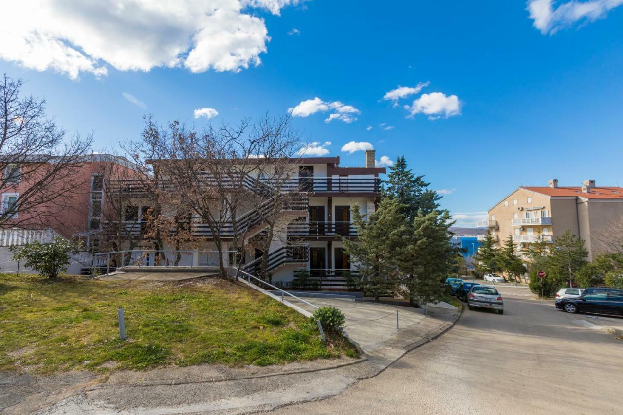 Apartmani Milan Crikvenica Exterior photo
