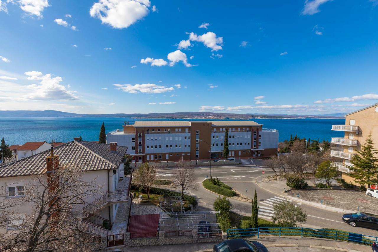 Apartmani Milan Crikvenica Exterior photo